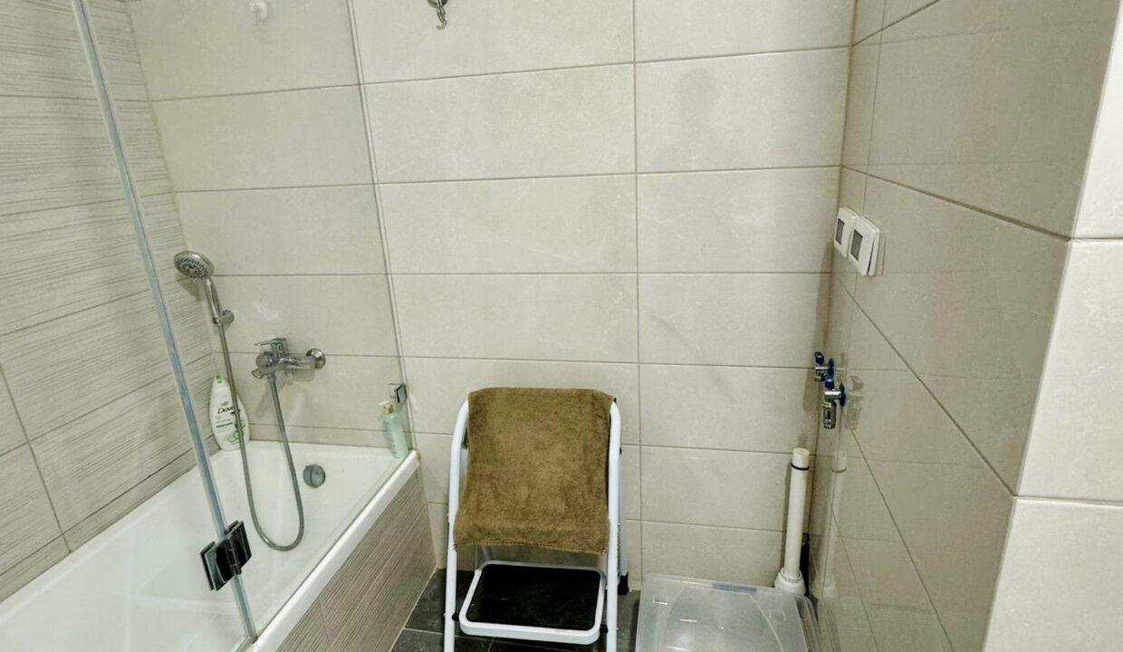 258ea770-8694-4a41-96bf-22b4e2396aff