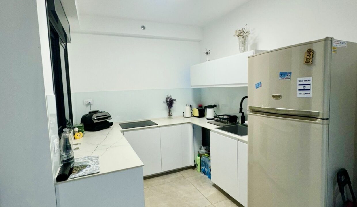 d4cd2f39-e064-483e-ad29-57fa2353a82a